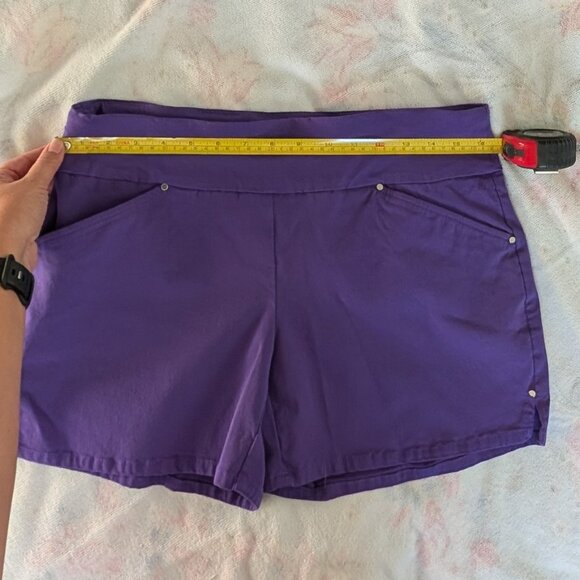 INC shorts Womens 8 Mid Rise Stretch Purple - Picture 6 of 6